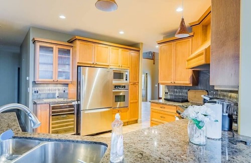 Okanagan-Similkameen House | *Spacious 6 Bedroom House in Penticton