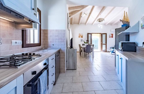 Castiadas House | Schöne moderne Villa mit privatem Pool. by Interhome
