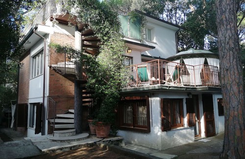 Marina di Castagneto Carducci Apartment | Kenza von Holiday World by Interhome