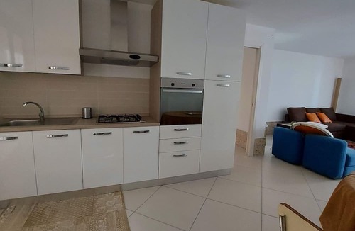 Poggio dei Pini Apartment | Villa Luigi, Unterkunft in der Villa, Parkplatz, Wallbox by Interhome