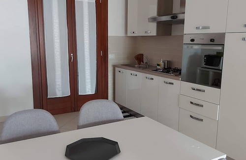 Poggio dei Pini Apartment | Villa Luigi, Unterkunft in der Villa, Parkplatz, Wallbox by Interhome