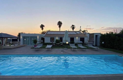 Cava dʼAliga House | Villa- 200metri dal mare
