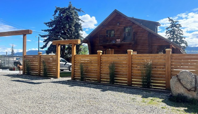 Cozy Guest Suite in Lake Country BC - Beautiful view, Convenient location.