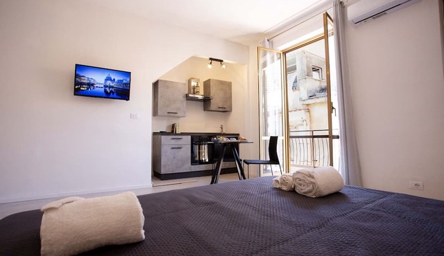 Apartment in Monreale with 0 bedrooms sleeps 2