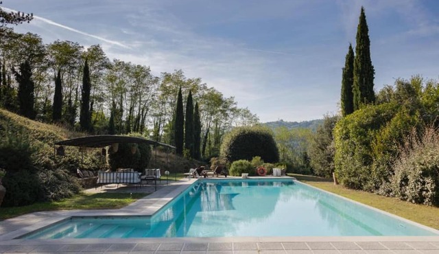 Villa with Saltwater Pool, Private Garden, and Park in Mugello
